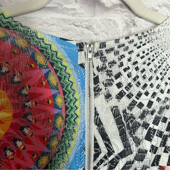 Fleur De Lis Mandala Print Lace Overlay Shift Dress - Picture 10 of 15